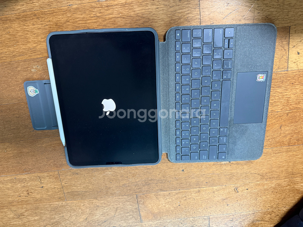 아이패드 프로 2세대 11인치 애플펜슬 로지텍 키보드케이스--1