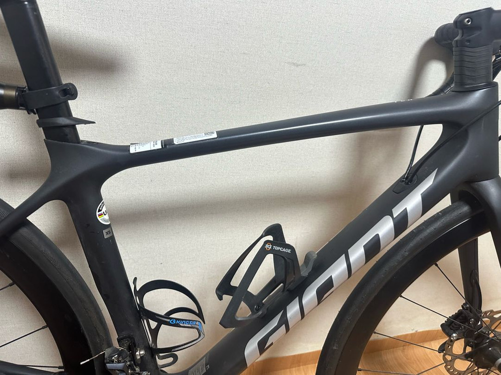 자이언트 tcr 어드밴스1 디스크 카본휠셋 세팅 급처 이미지