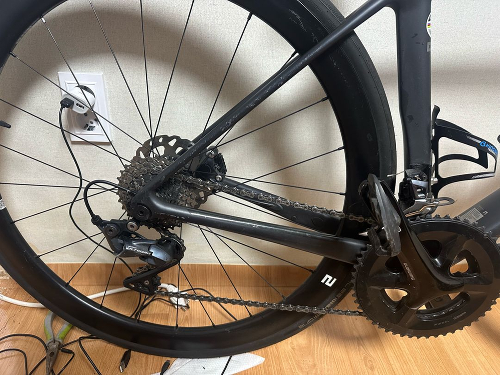 자이언트 tcr 어드밴스1 디스크 카본휠셋 세팅 급처 이미지