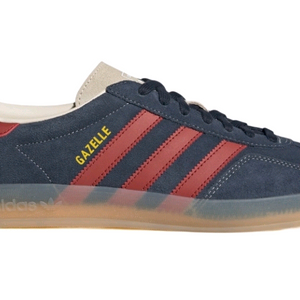 아디다스 가젤 인도어 레전드 잉크 프리러브드 루비 팝니다.