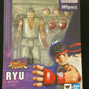 SHF 피규어아츠 스트리트파이터 류 아웃핏2버전 피규어 팝니다.