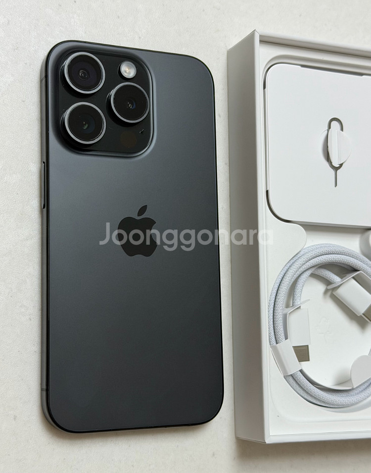 아이폰15프로 256GB 블랙 상태A급--1