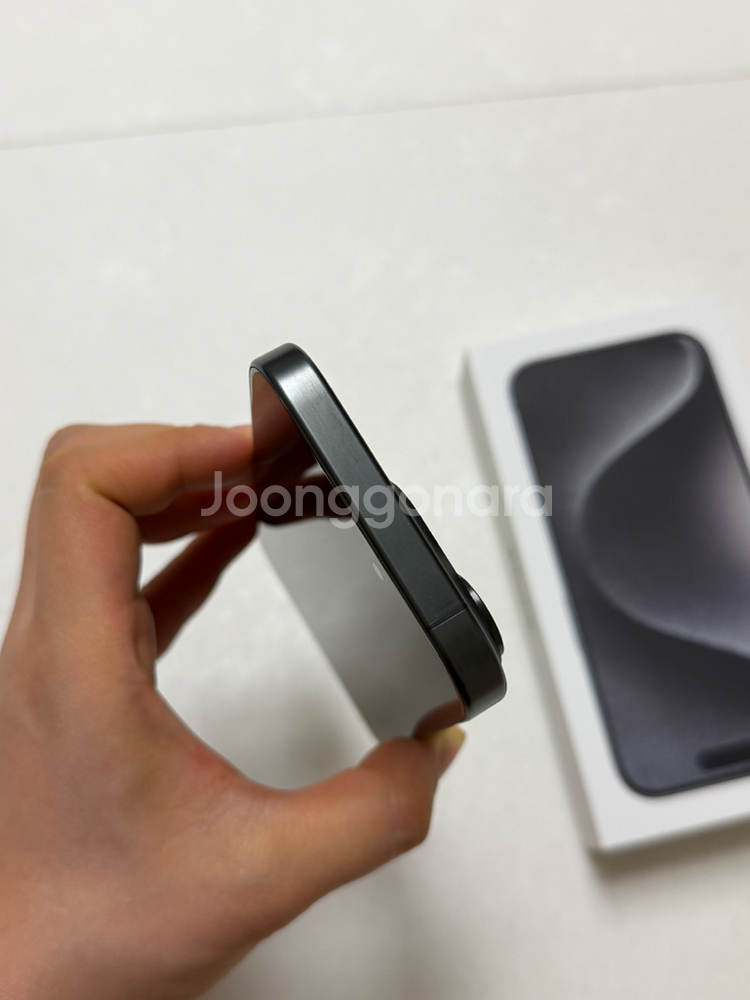 아이폰15프로 256GB 블랙 상태A급--9