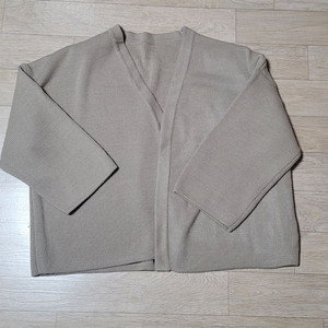 베이지 니트 가디건 카디건