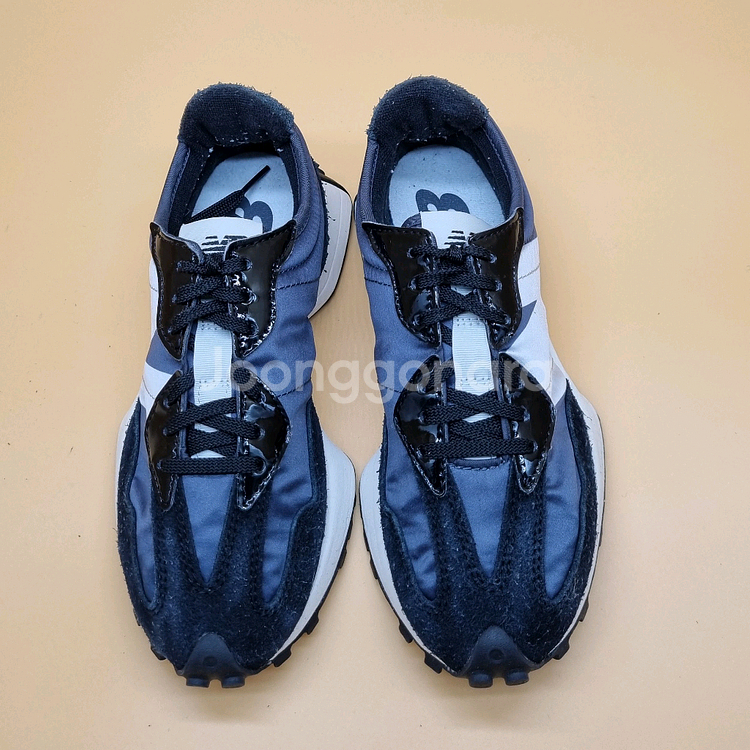 뉴발란스 327 여성운동화230--1