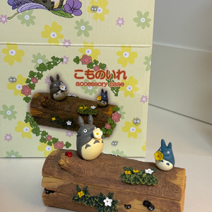 토토로 보관함 피규어