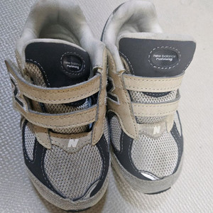 뉴발란스 2002R 운동화 145