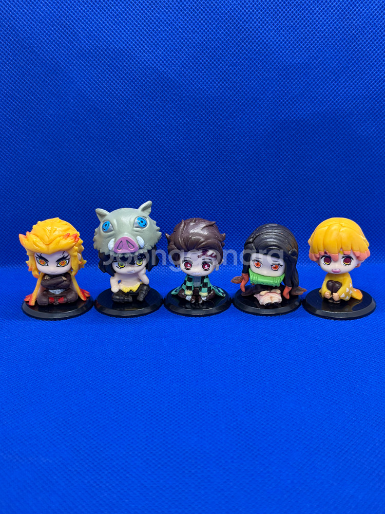 귀멸의 칼날 주인공 탄지로와 네즈코 피규어 5종 세트--0