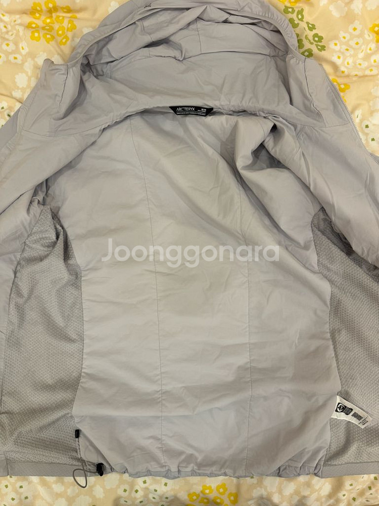 아크테릭스 아톰 SL 후디 솔리큐드 팝니다.--4