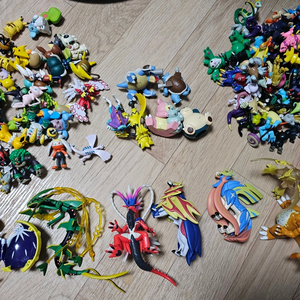 포켓몬 피규어 대량 일괄 판매합니다(놀이용)
