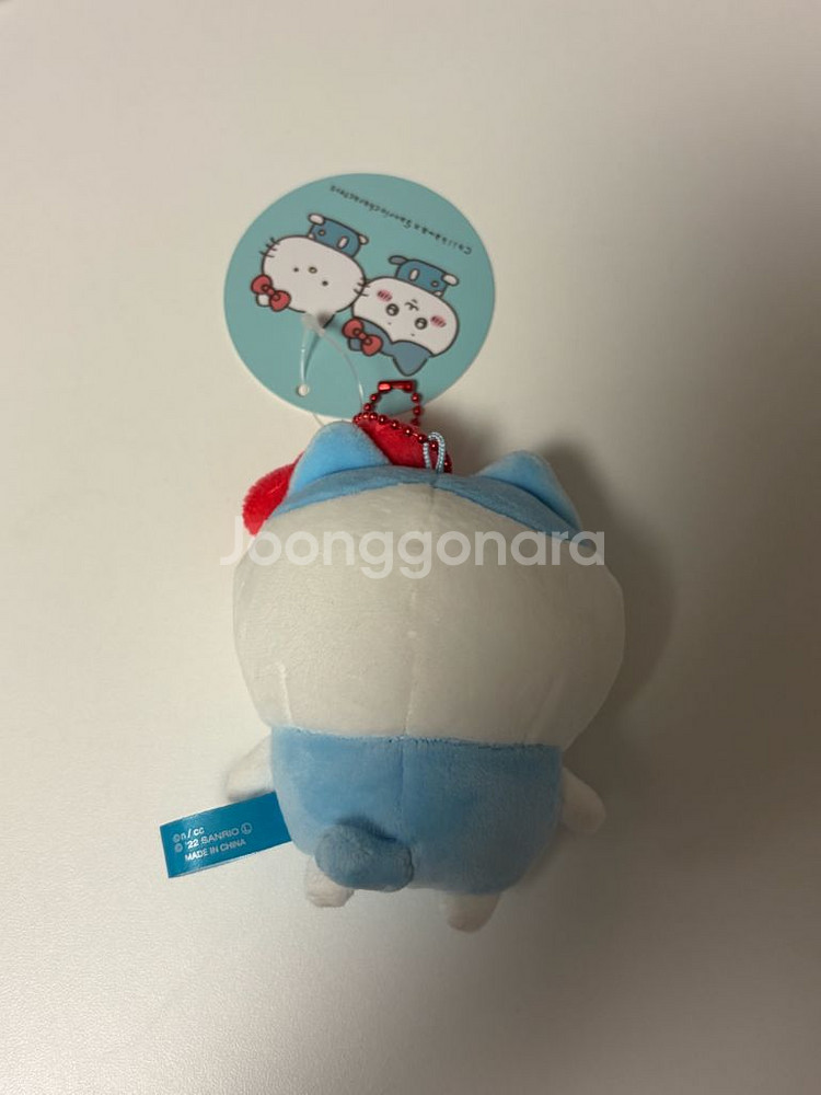 치이카와 산리오 콜라보 하치와레 헬로키티 마스코트--1