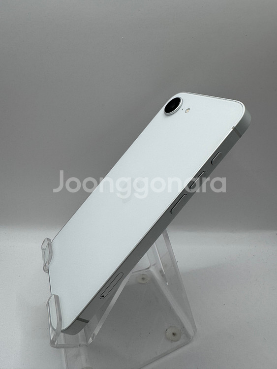 ◆특가◆ 아이폰16E 256GB 배효100% 83만--1