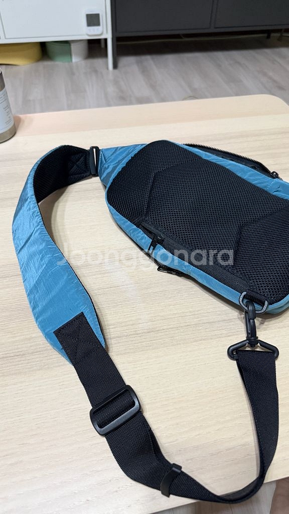 코오롱스포츠 슬링백--5