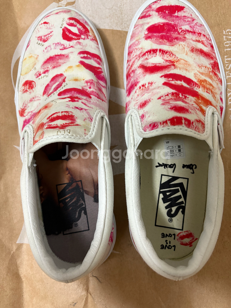 (235) 반스 슬립온 프라이드 OTW 키스--2