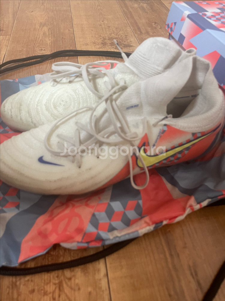 나이키 축구화 팬텀 루나2 엘리트 바르셀로나 fg--1