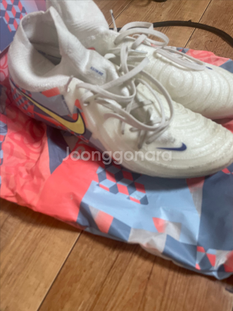 나이키 축구화 팬텀 루나2 엘리트 바르셀로나 fg--2