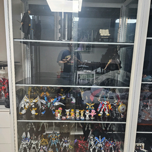 마이뮤지엄 피규어 장식장 판매