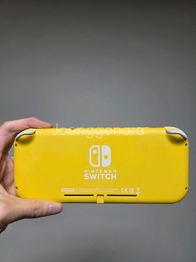 [S급] 닌텐도 스위치 라이트 + 닌텐도 정품 충전기--1