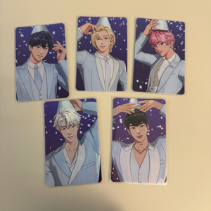 플레이브 2주년 5만원 특전 포카 세트