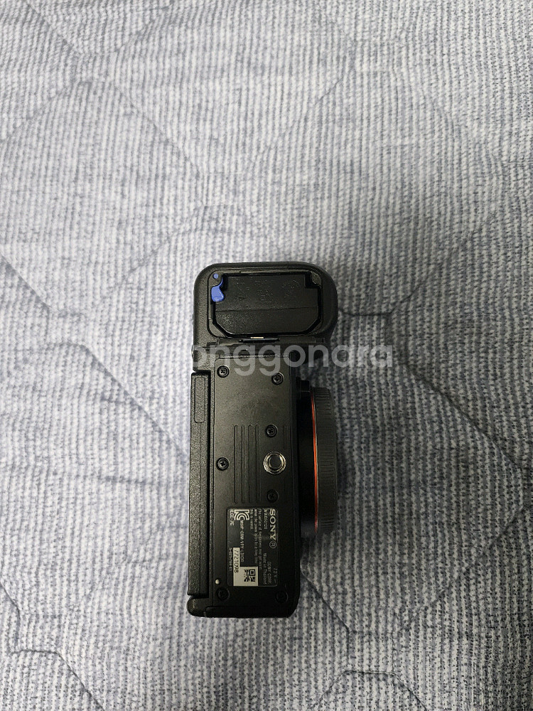 소니 a7c + 탐론 28200--4