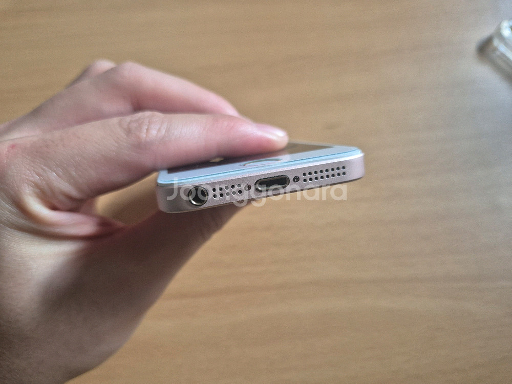 아이폰SE 1세대 128GB 로즈골드--5