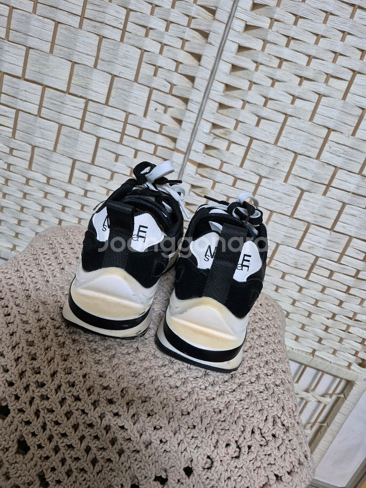 나이키정품여성운동화240--1