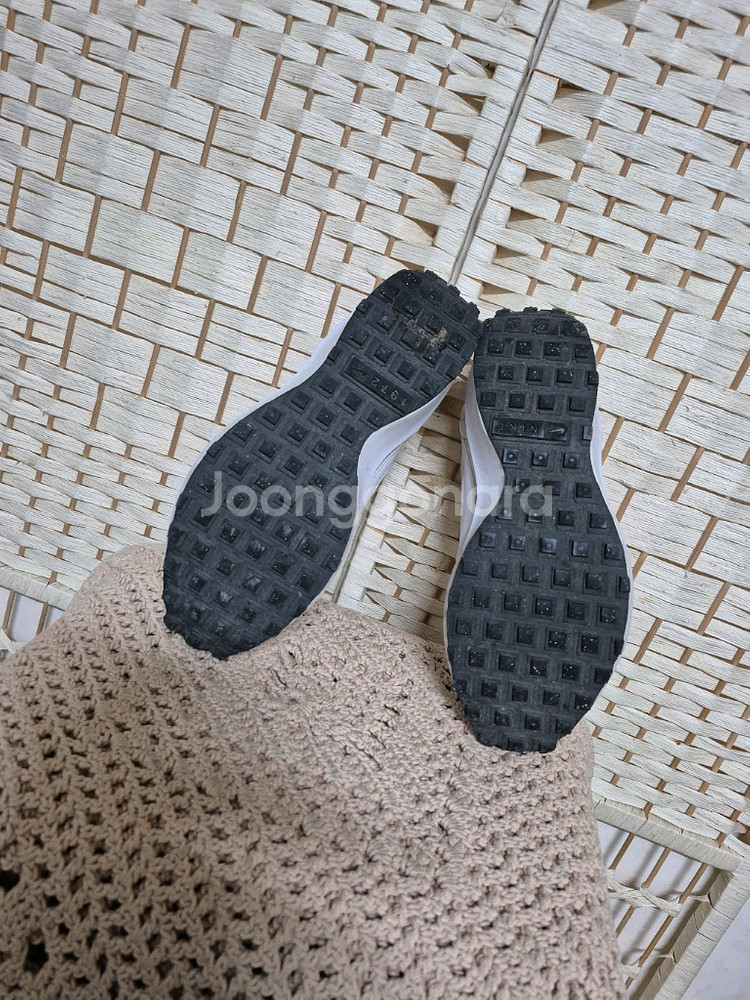 나이키정품여성운동화240--2