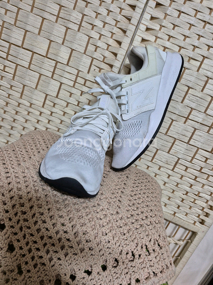 뉴발란스정품성인스니커즈260--0