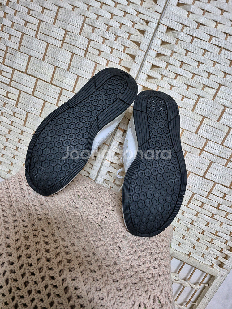 뉴발란스정품성인스니커즈260--4