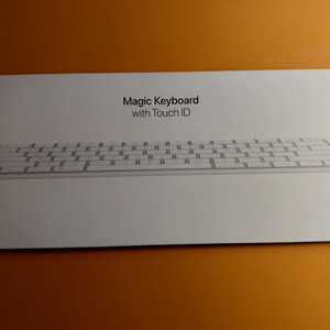 애플 매직키보드 C타입 With Touch ID 보호필름 부착 S급 영문 자판 판매합니다.