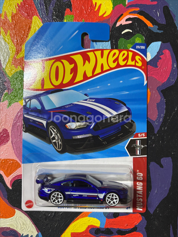 미개봉) 포드 머스탱 커스텀 gt 다이캐스트 핫휠 인테리어 소품--0