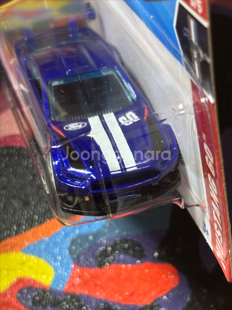 미개봉) 포드 머스탱 커스텀 gt 다이캐스트 핫휠 인테리어 소품--6