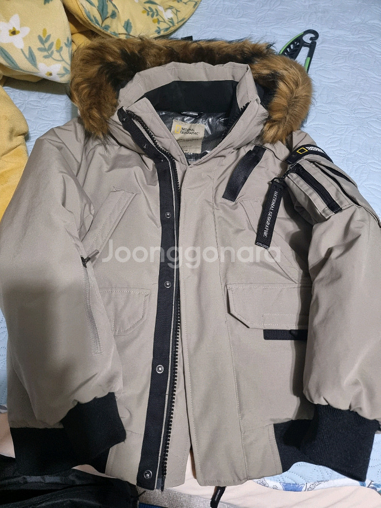 내셔널지오그래픽 타루가 패딩 L [S급]--0