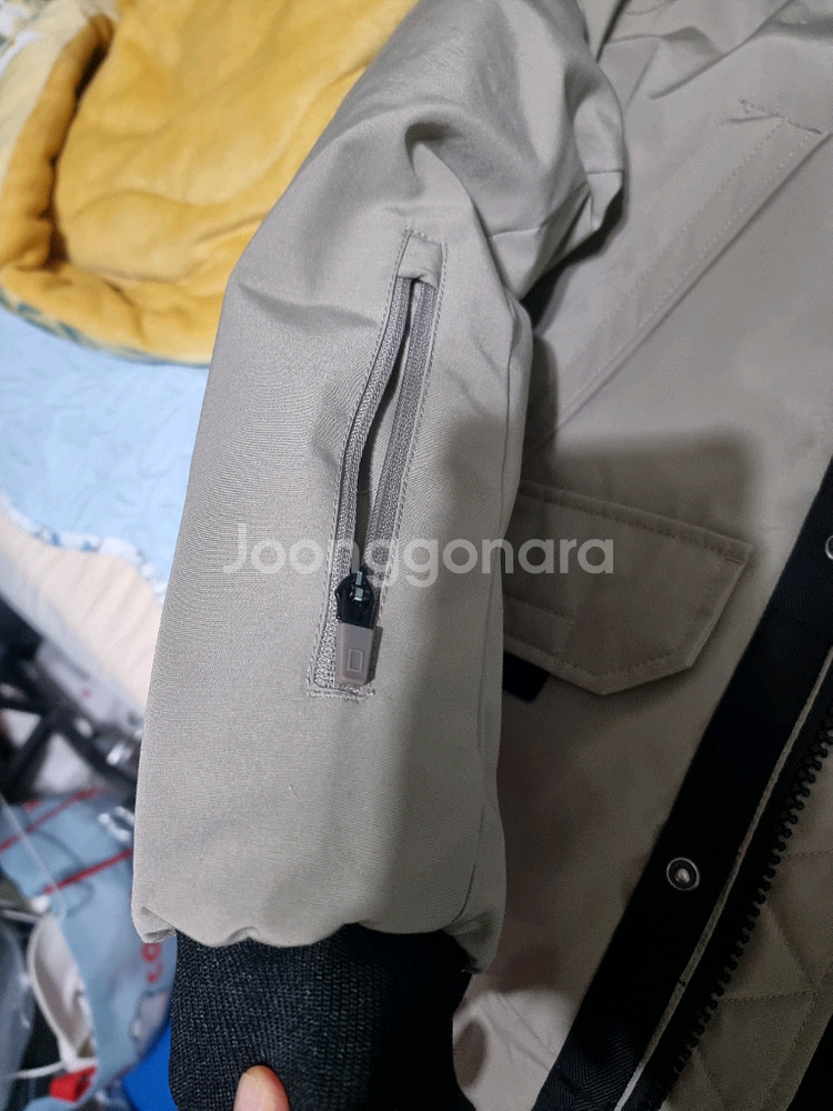 내셔널지오그래픽 타루가 패딩 L [S급]--5