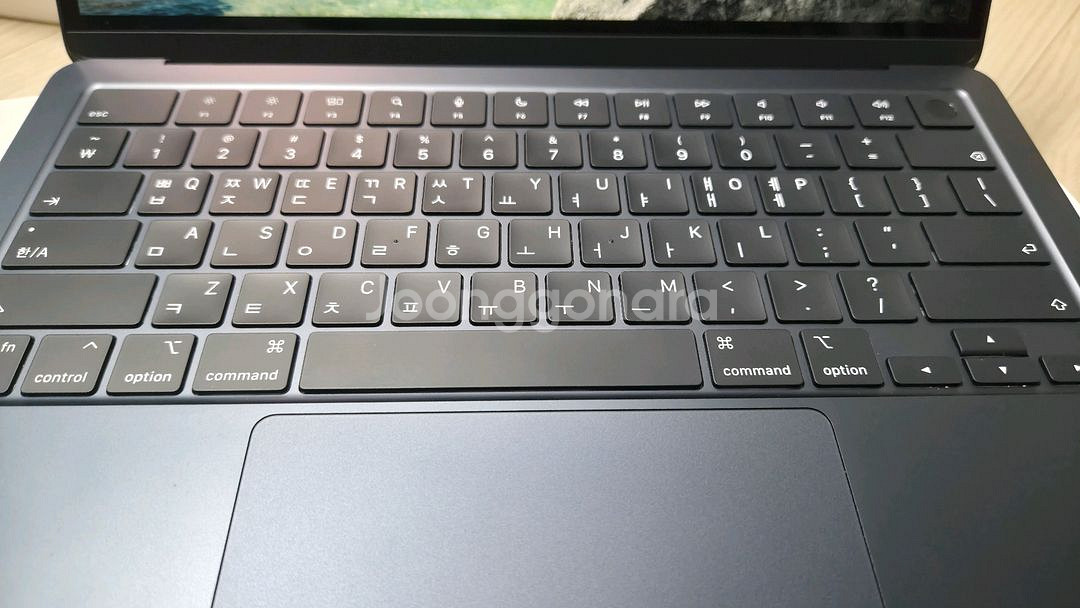 맥북 에어 M3 13인치 스페이스 그레이--4