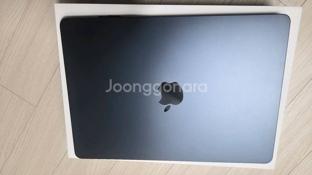 맥북 에어 M3 13인치 스페이스 그레이--1