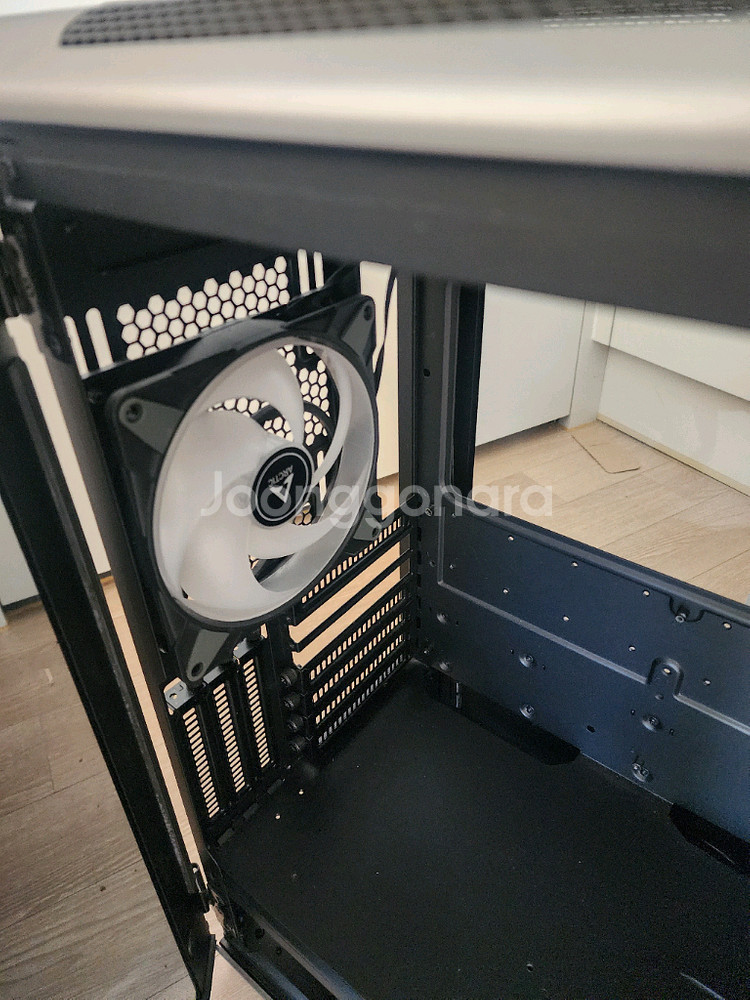 컴퓨터 케이스(phanteks,nzxt,msi,킹덤등)--3