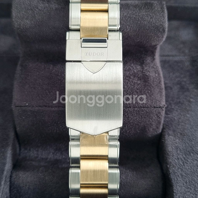 튜더 블랙베이 41mm GMT M79833(2022년식)--2