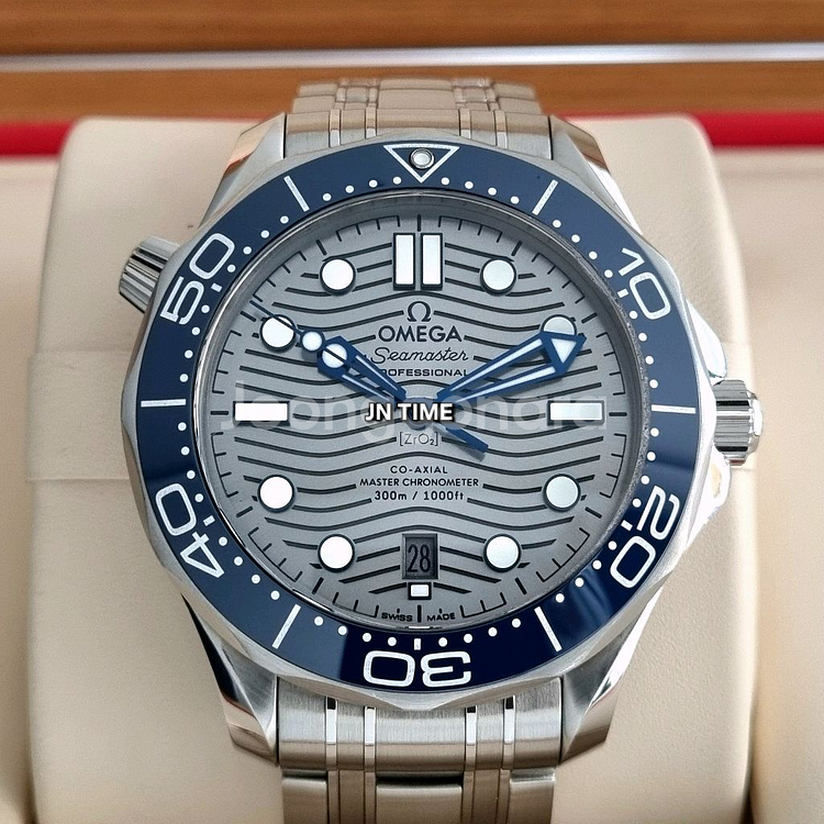 오메가 씨마스터 300 신형 42mm(2020년식)--0