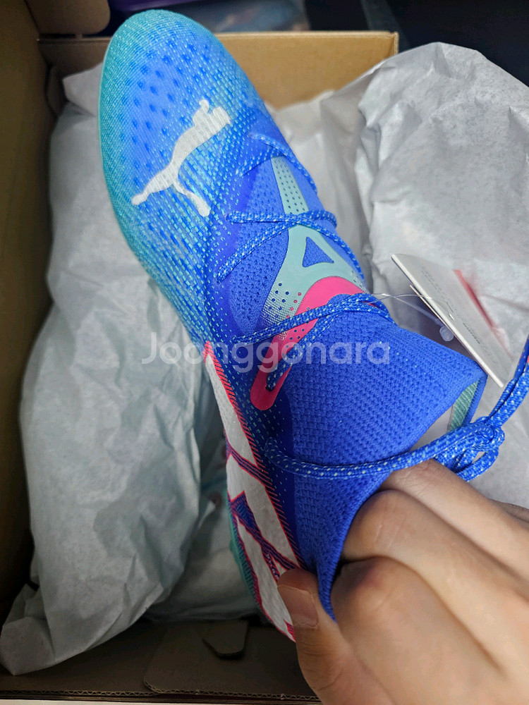 새제품 푸마 퓨쳐 7 얼티메이트 MG 축구화 팝니다 270 275--1