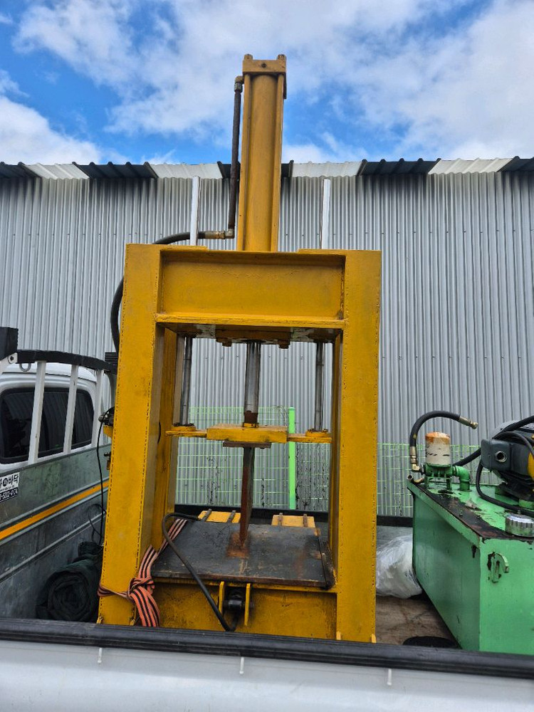 유압작두 이미지