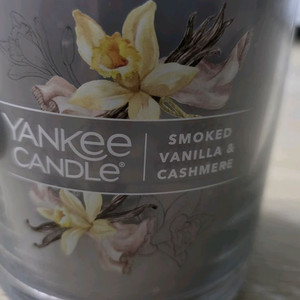 양키캔들 스모크드 바닐라 앤 캐시미어 양초 디퓨저