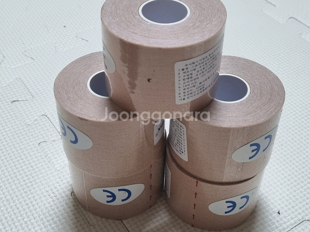 [새제품] 스포츠 테이핑 5롤 / 케네시올로지 근육 테이프 발목 손목--0