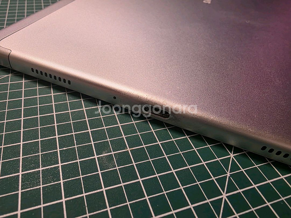 갤럭시탭 A7 32GB 화이트 팝니다. SM-T500--2