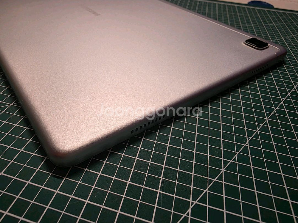 갤럭시탭 A7 32GB 화이트 팝니다. SM-T500--4