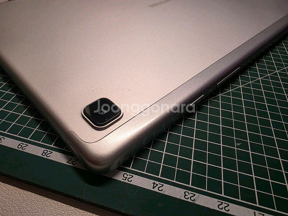 갤럭시탭 A7 32GB 화이트 팝니다. SM-T500--5