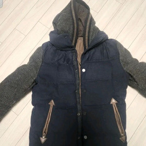 시스템옴므 구스다운 후드 패딩 .사이즈 110