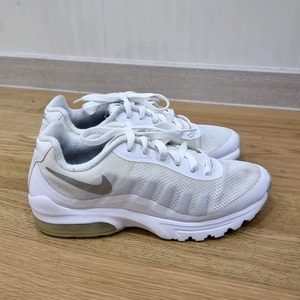 나이키 에어맥스 인비고 운동화250