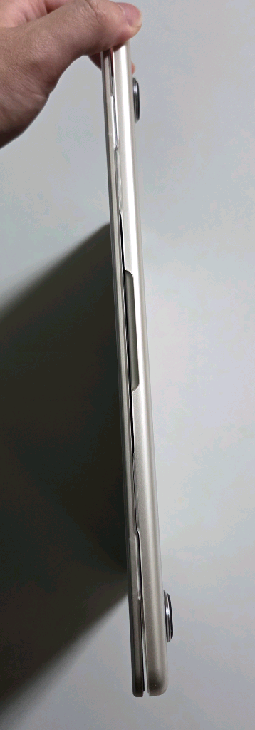 맥북에어 13 M2 ssd 256기가 ram 16기가 배터리 성능 100%--4