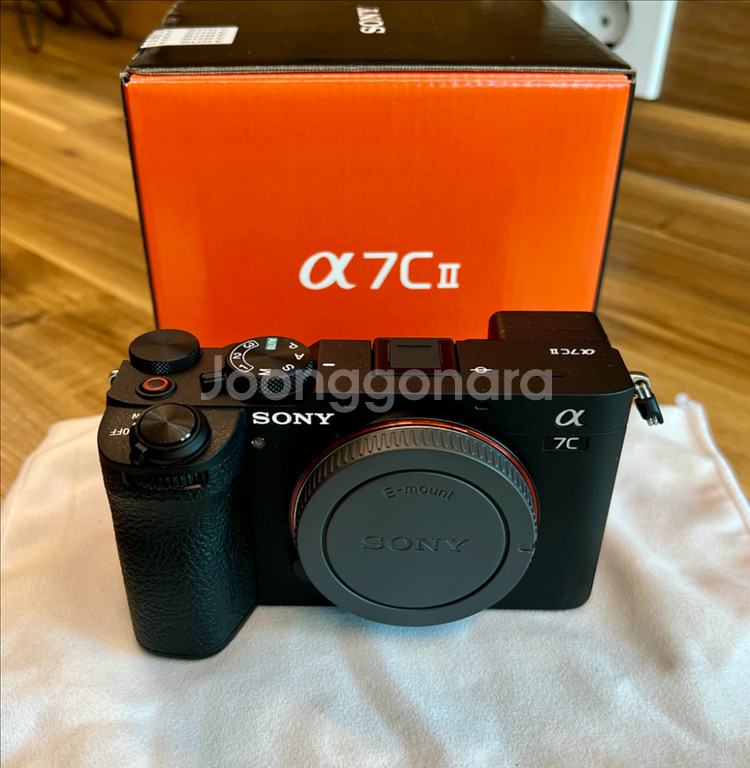 a7c2 블랙 200컷대 팝니다.--0